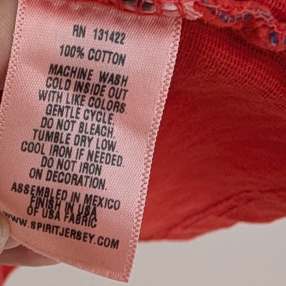 Hello Kitty Bright Red Long Sleeve Tee Sz XL - Picture 5 of 8